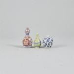 1434 6530 MINIATURE VASES